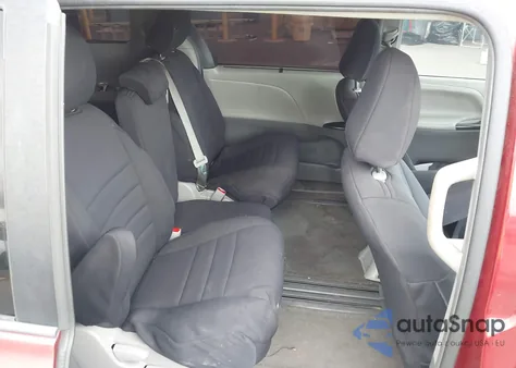 2015 Toyota Sienna Le 8 Passenger from USA, damaged, VIN 5TDKK3DC5FS539082